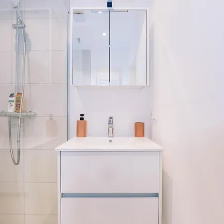 Appartement Sleeps 4 *